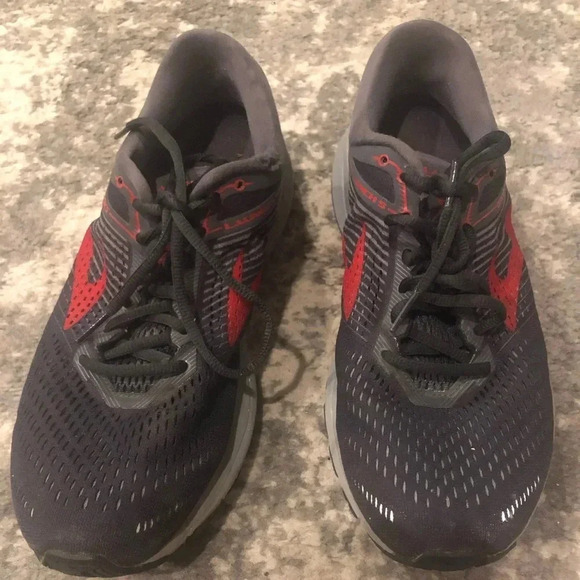 Brooks running shoes - Picture 2 of 6